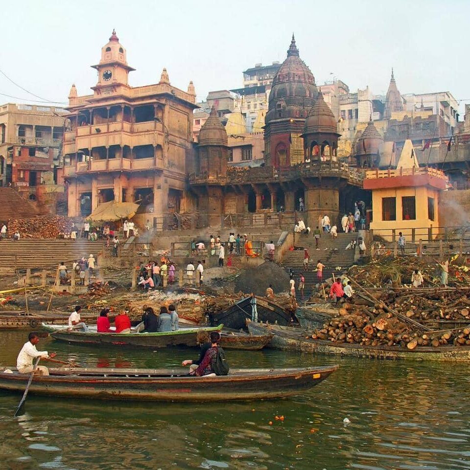 Le pire crematorie di Varanasi